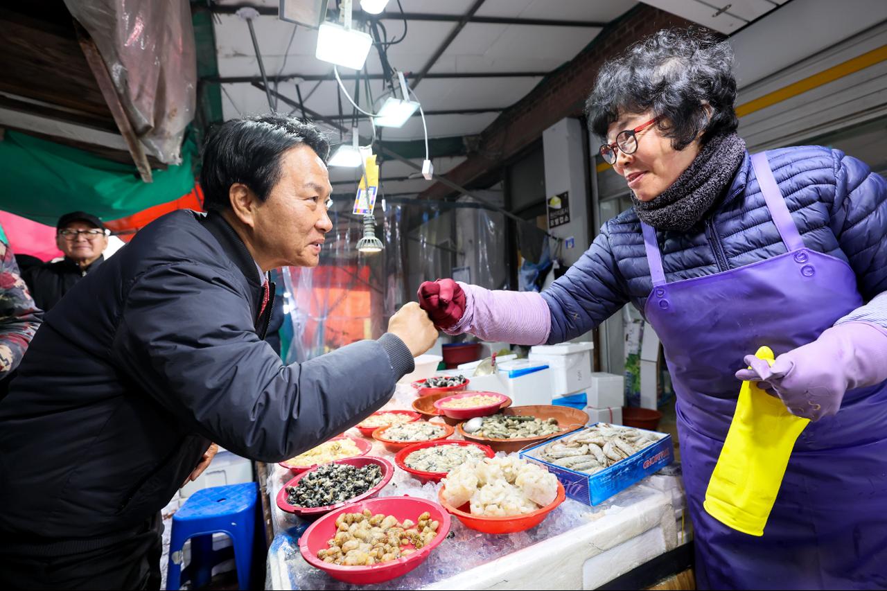 ������ ������� �湮 (ȫ�����������..