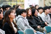 ���ɸ����� ����� �л��� ���μ���  12