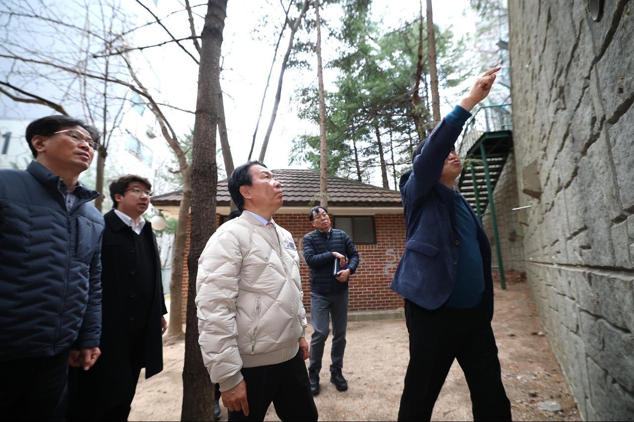 �����̹���